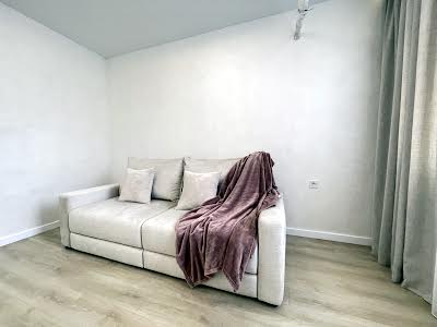 квартира по адресу с. Софиевская борщаговка, Мартинова просп., 20