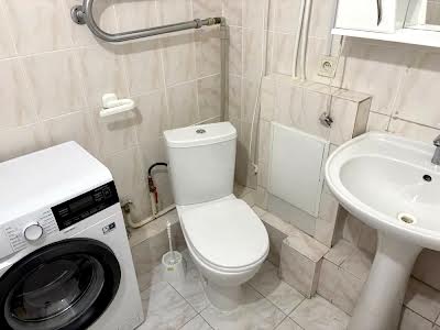 квартира за адресою Київ, Почайнинська вул., 62