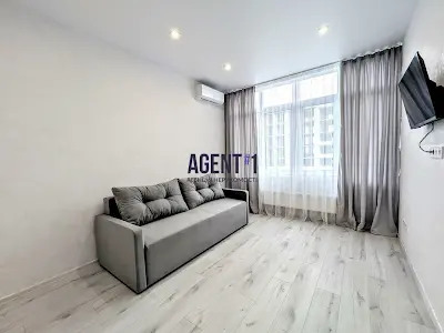 квартира за адресою Садова вул., 51Б