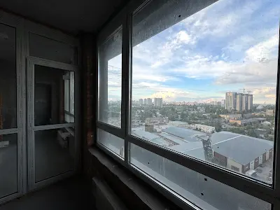 квартира за адресою Київ, Причальна вул., 12