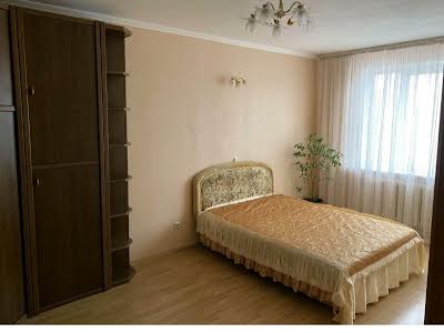 квартира по адресу Леся Курбаса просп., 13