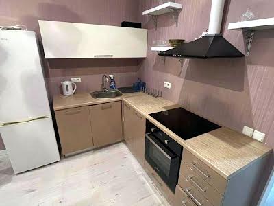 квартира за адресою Зарічна вул., 3а
