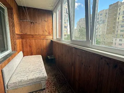 квартира за адресою Милославська вул., 25