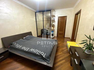 квартира за адресою Драгоманова вул., 31-Б