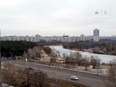 квартира по адресу Непокоренных, 1