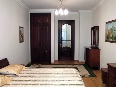 квартира по адресу Кловский спуск, 5