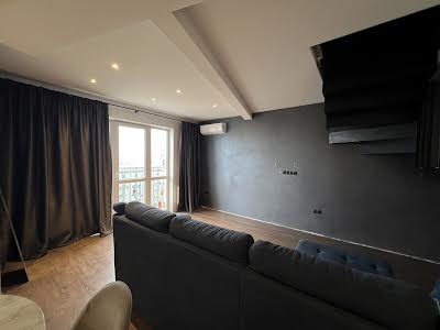 квартира за адресою Метрологічна вул., 15
