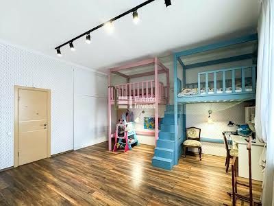 квартира за адресою Кравцова, 6