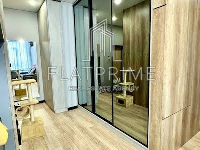 квартира за адресою Каховська вул., 62