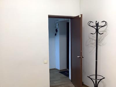 комерційна за адресою вул. Круглоуніверситетська, 2/1