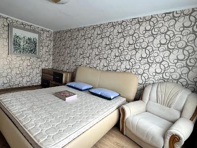 квартира за адресою Академіка Глушкова просп., 26
