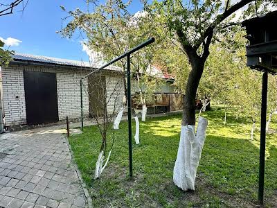 будинок за адресою с. Крюківщина, Квіткова вул., 3