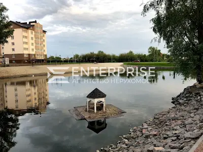 квартира за адресою Приозерний бульв., 3
