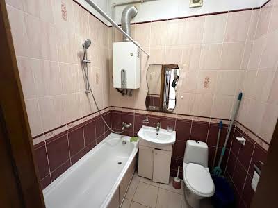 квартира по адресу Голосеевский просп. (40-летия Октября), 106/2