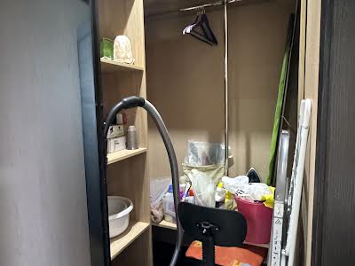 квартира за адресою Прирічна вул., 17