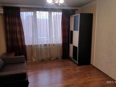 квартира по адресу Олены Пчилки ул., 2