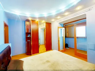 квартира за адресою Рональда Рейгана вул., 34