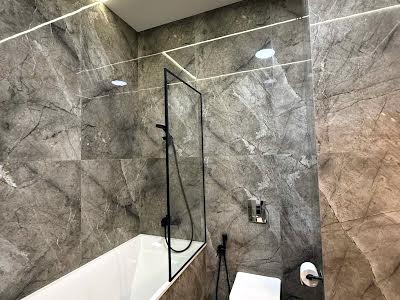 квартира за адресою Салютна вул., 2к22