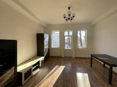 квартира за адресою Мазепи вул., 33
