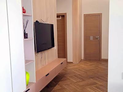 квартира за адресою Василя Тютюнника вул. (Анрі Барбюса), 37/1