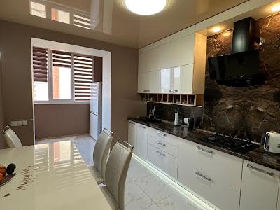 квартира по адресу Володимирська ул., 1