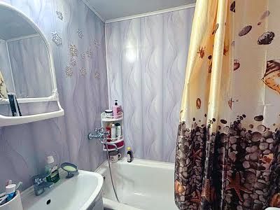 квартира за адресою Миколи Ушакова вул., 10