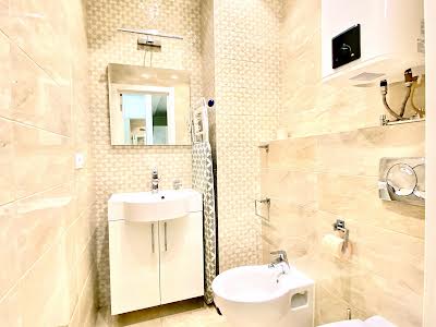 квартира за адресою Регенераторна вул., 4