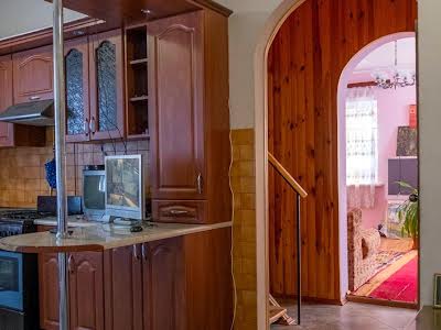 комерційна за адресою Старонаводницька вул., 43