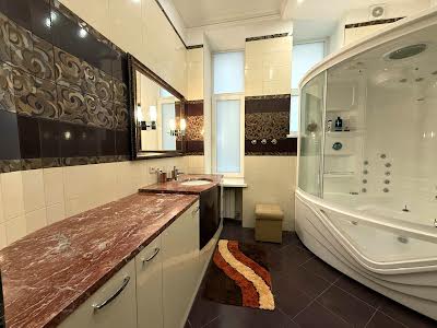 квартира по адресу Костёльная ул., 8