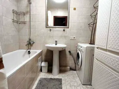 квартира за адресою Сергія Данченка вул., 1