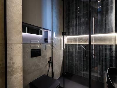 квартира за адресою Романа Мстиславовича, 28а