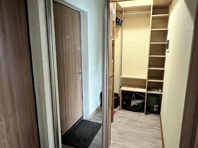 квартира за адресою Академіка Глушкова просп., 26