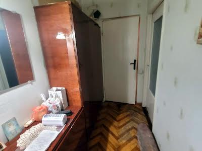 квартира за адресою Молодіжна вул., 76