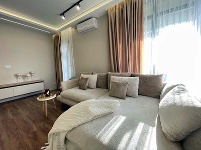квартира за адресою Зарубинецька вул., 4