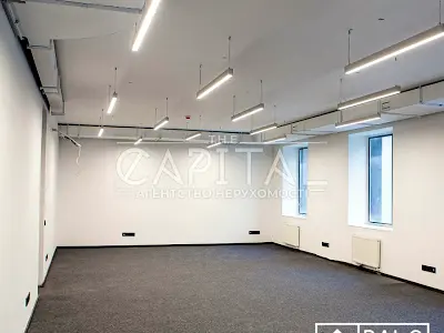 комерційна за адресою Старокиївська, 10