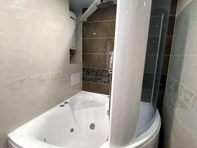 квартира за адресою Панаса Мирного вул., 28-А
