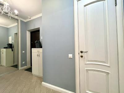 квартира по адресу Миколы Бажана просп., 1б