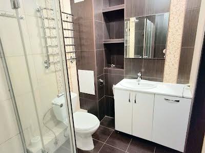 квартира за адресою Урлівська вул., 24