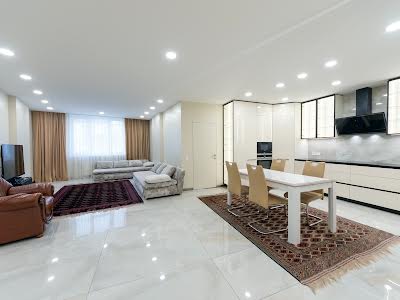 квартира за адресою Федора Ернста вул., 16Б
