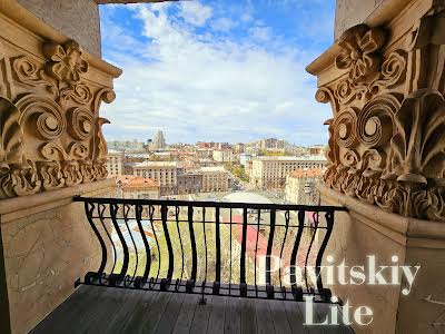 квартира за адресою Заньковецької вул., 8