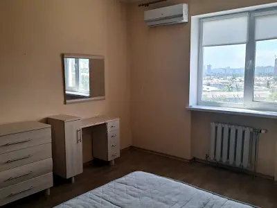 квартира за адресою Верховної Ради бульв., 14-Б