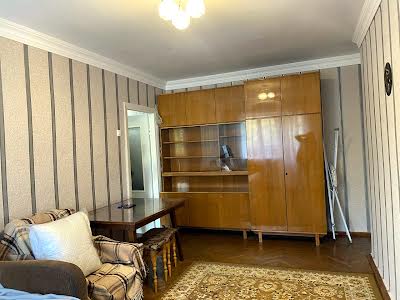 квартира за адресою Ольжича вул., 4
