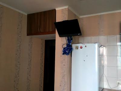квартира за адресою Осіння вул., 33