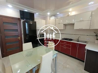 квартира за адресою Роксоляни вул., 43б