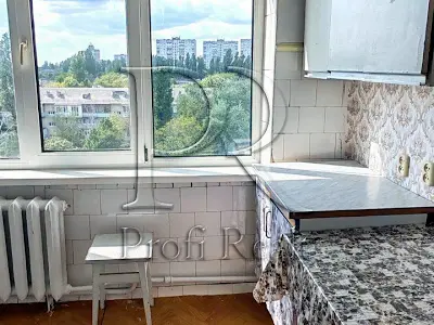 квартира за адресою Зодчих вул., 4
