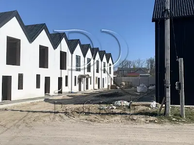 будинок за адресою с. Хотів, Молодіжна вул.