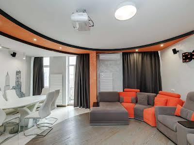 квартира за адресою Регенераторна вул., 4