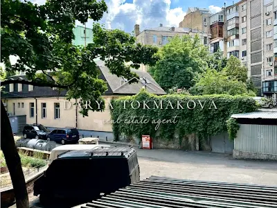 квартира за адресою Шота Руставелі вул., 21