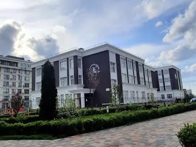 комерційна за адресою Михайла Максимовича вул. (Онуфрія Трутенка), 28-Д