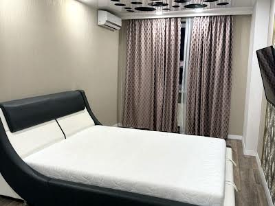квартира за адресою Миру вул., 41